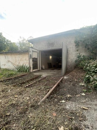 Продаж цегляного гаражу в масиві Золотий колос по вул. Камʼянецька - фото 1