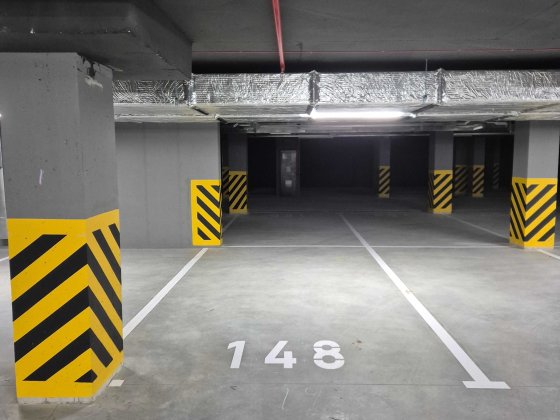 Паркомісце в підземному паркінгу ЖК Manhattan Up . Секція А , зданий! Ивано-Франковск