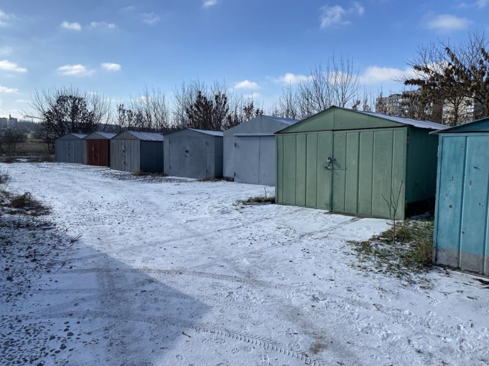 Гараж Сонячний в гарному та спокійному місці - фото 1