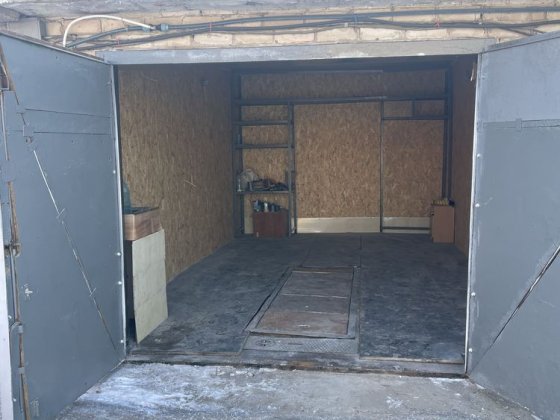 Продаю гараж кирпичный в кооперативе на Космонавтов