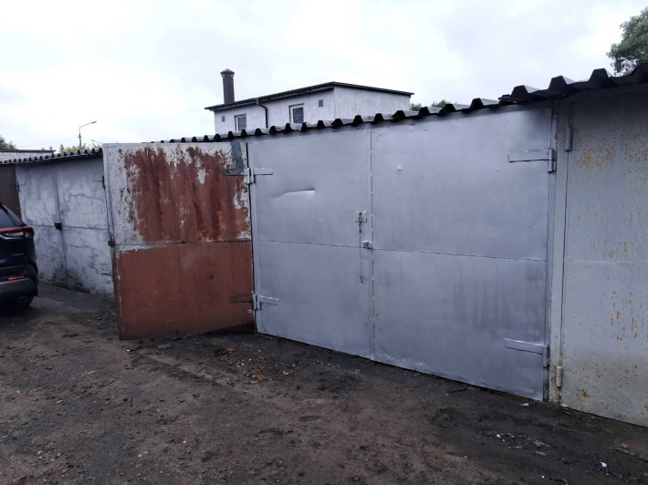 Гараж металевий в кооперативі. - фото 1