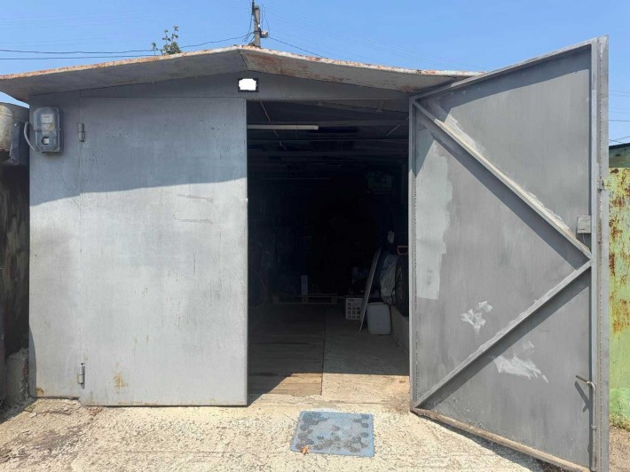 Продаж гаража на вулиці Орлика Пилипа район лікарні - фото 1