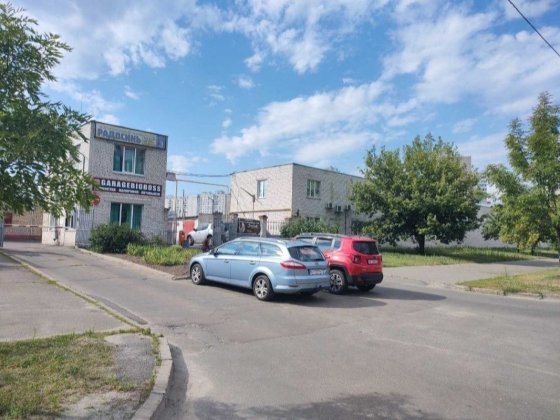 Продам гараж Радосинь Радунська 3 Троєщина 4х6м  власник  хозяїн Киев