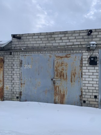 Продам гараж кирпичный крыша плиты - фото 1