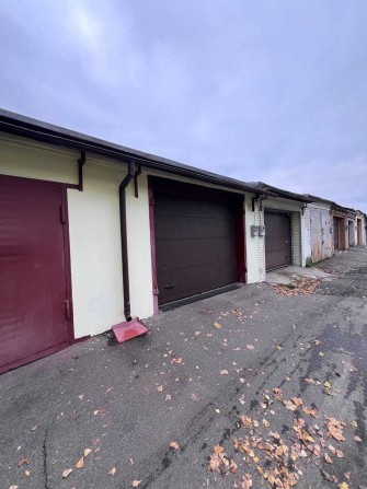 Гараж. 93 м2, Кооператив "Вільний". вул. Кудрявська 37 - фото 1