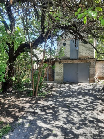 Продам 2х поверховий гараж в центрі міста. - фото 1