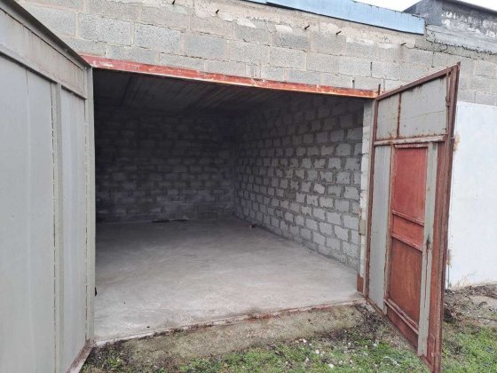Продам капитальный гараж Новослобідка