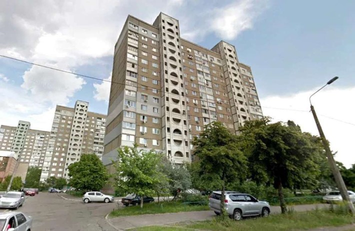 Продаж 3-к квартири вул. Райдужна 65 - фото 1