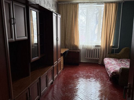 Здається кімнату в гуртожитку Умань