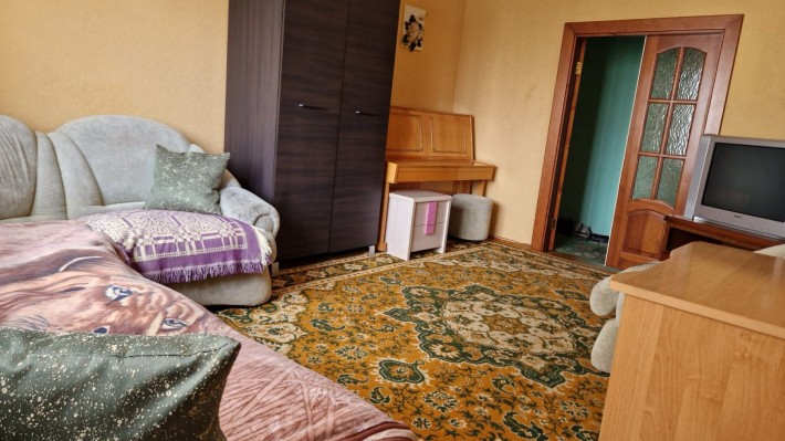 Здається кімната в 3-х кім.кв.по вул.Чорних Запорожців,70б.Бровари. - фото 1