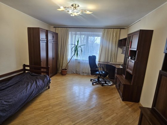 Підселення в окрему  кімнату. Порядні сусіди Ивано-Франковск