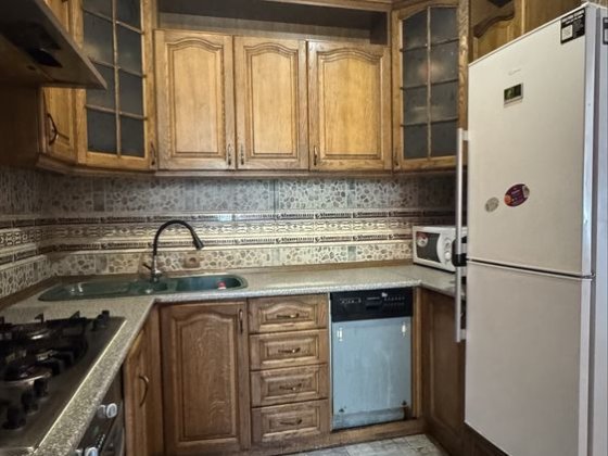 Оренда кімнати в 4-х кім. квартині на пр. Волі! Для дівчини! Луцк