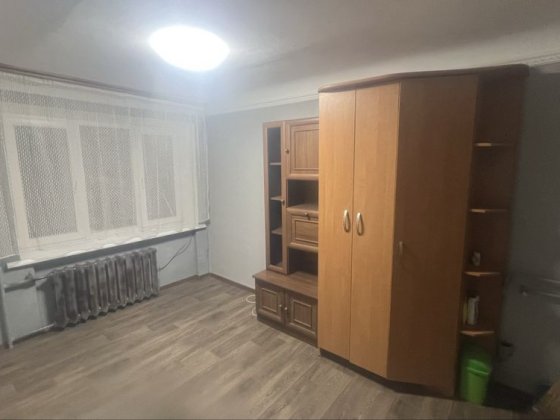 Здається кімната в гуртожитку, Кропивницький