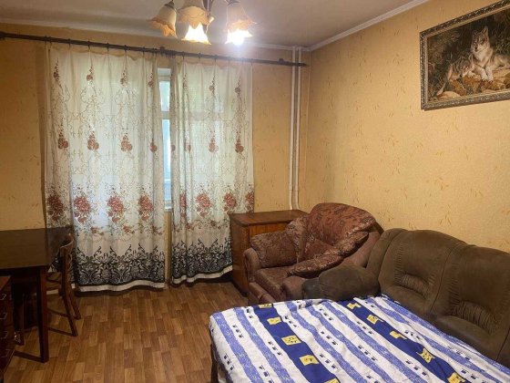 Здам кімнату 5 хв пішки метро Жита та Академ Київ