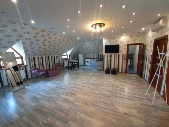 Здам  студію у приватному будинку біля парку Шевченка  є генератор Дніпро