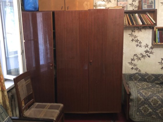 Сдаю комнату с хозяином в трехкомнатной квартире на ж/м Северный. Дніпро