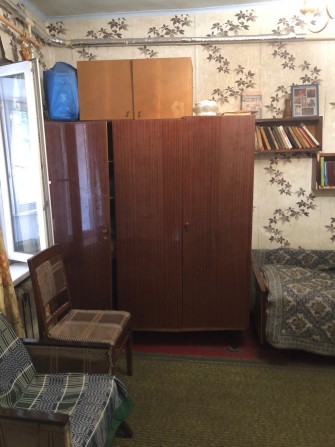 Сдаю комнату с хозяином в трехкомнатной квартире на ж/м Северный. - фото 1