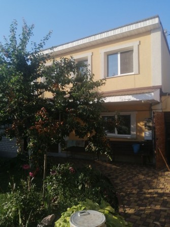 отличная комната в 3к. доме, без хозяев, Борщаговка, м.Академгородок - фото 1