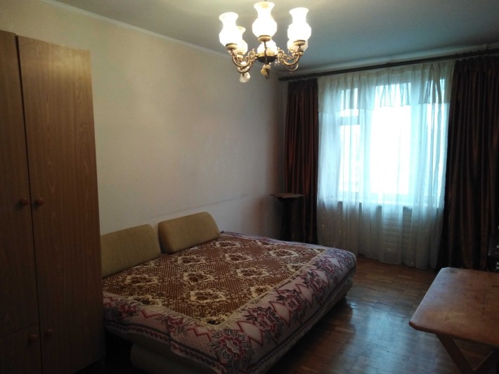 Здам кімнату на Тичини 20, БЕЗ ВЛАСНИКІВ, Березняки, дівчині, жінці - фото 1