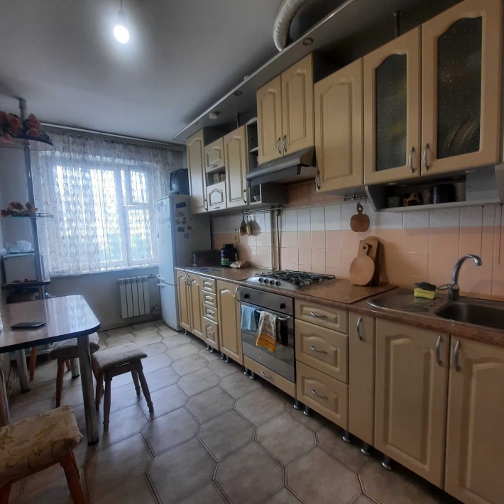 Оренда кімнати пр. Червоної Калини Сихів (підселення без господарів) - фото 1