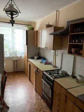 Оренда ізольованої кімнати по вул. Антонича - фото 1