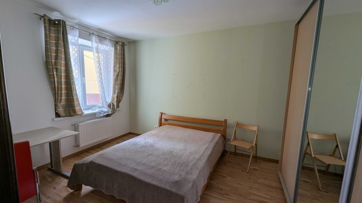 Здається 2кімнати у 2-х кімнатній квартирі без господарів/ - фото 1