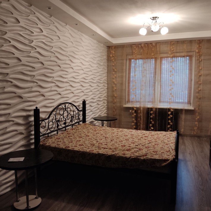 Здається кімната для дівчини на Троєщині - фото 1