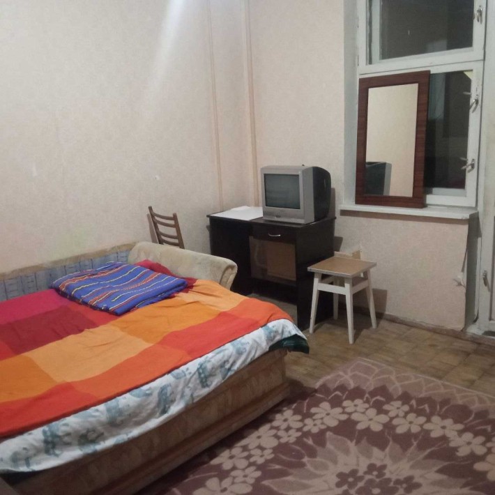 Кімната з балконом, на ключ, для 1-2, метро Академмістечко, Єфремова - фото 1