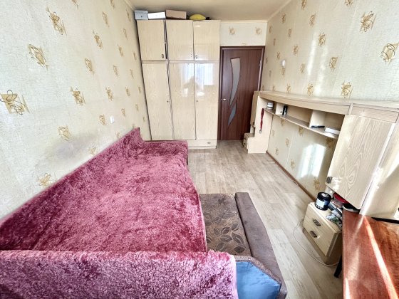 Здамо КІМНАТУ по вул. Шухевича, 8-Г, Дніпровський р-н, Райдужний масив Киев