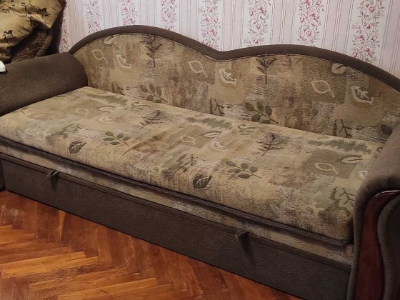 Сдам 1 кімнату в трехкімнатной квартир Чабани