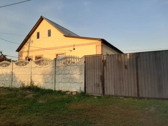 Сдам свой дом в Дергачах район посёлка. Дергачи