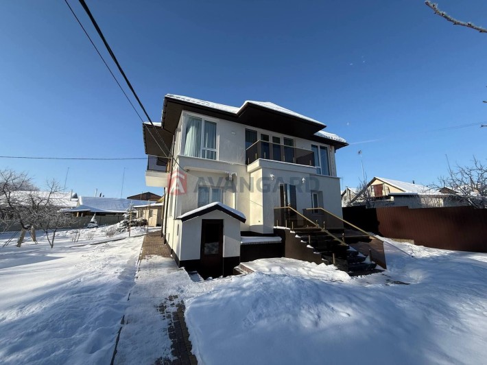 Перша здача будинку в оренду. 2 поверхи. - фото 1