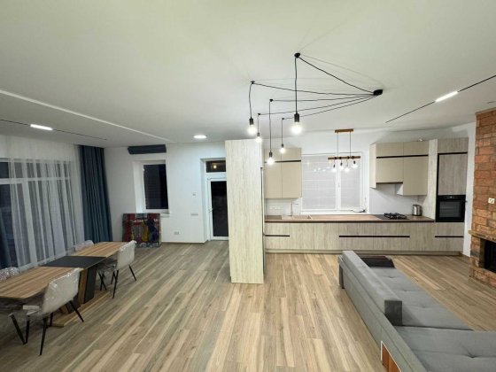 Здається в оренду сучасний будинок у Лісовій Бучі, топова локація Буча