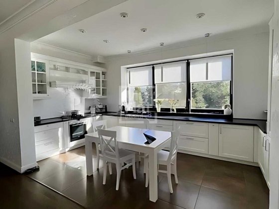 Без % Аренда дома 330 м в Буче два этажа + цоколь, есть генератор Буча