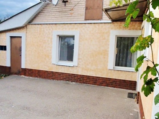 Полтава. Дом с двором  Конкорд ул. Красина. 10000 Полтава