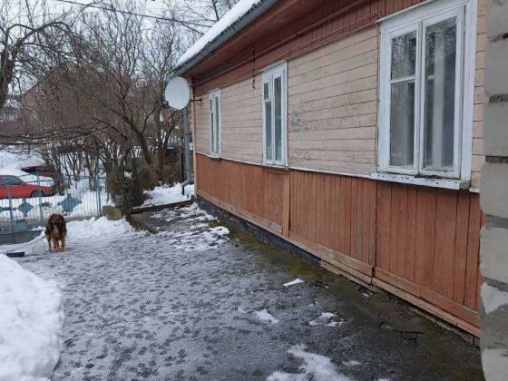 Оренда будинку Тиннівська (3 кімнати)