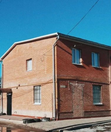 Здається в оренду будинок на Р.Кириченко - фото 1