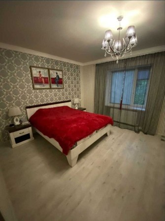 Оренда окремого  Будинку 5хв. до ТРЦ  Голівуд - фото 1