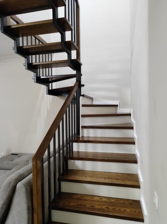 Здається таунхаус провулок весняний - фото 1