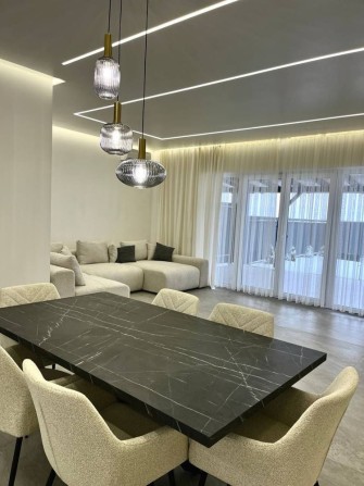 Оренда таунхауса в КМ New Village - фото 1