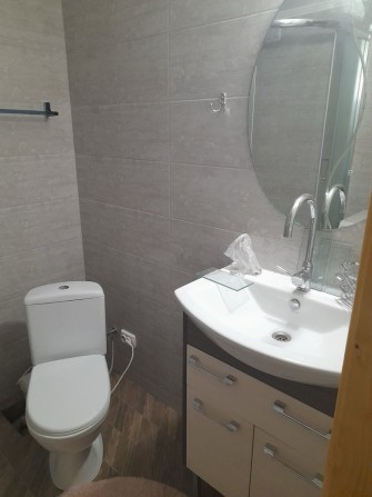 Здається в оренду частина будинку. Рн Метро. Барське Шосе. - фото 1