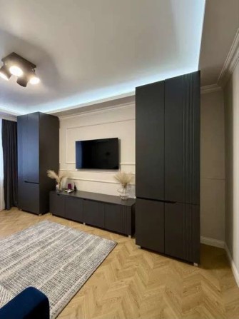 Продаж 2-к квартири вул.І.Дзюбі 8  Святошинський район - фото 1