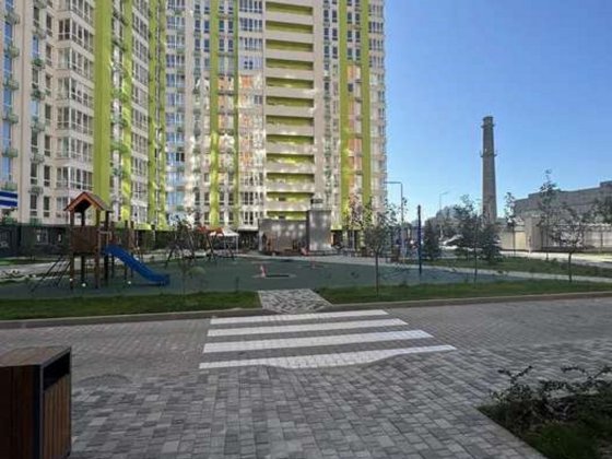 Продаж 3-к квартири вул. Бердника 1 Киев