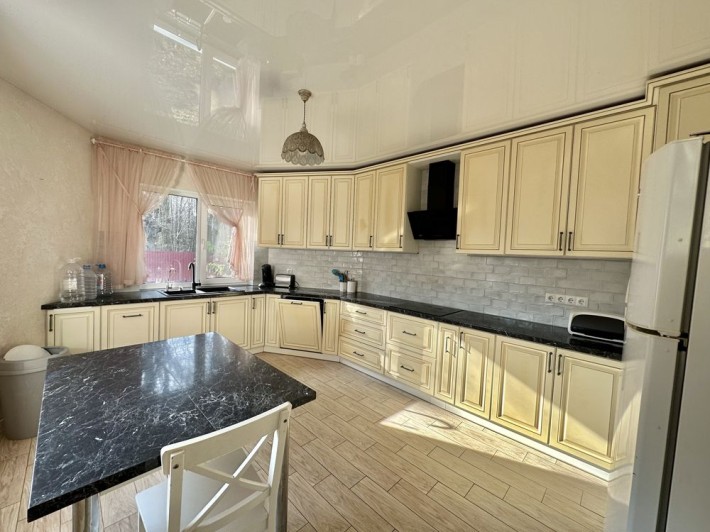 Оренда окремого затишного  будинку на Бучмах - фото 1