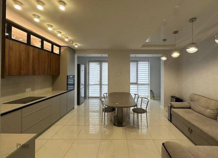 Оренда Тауна на Перемичці - фото 1