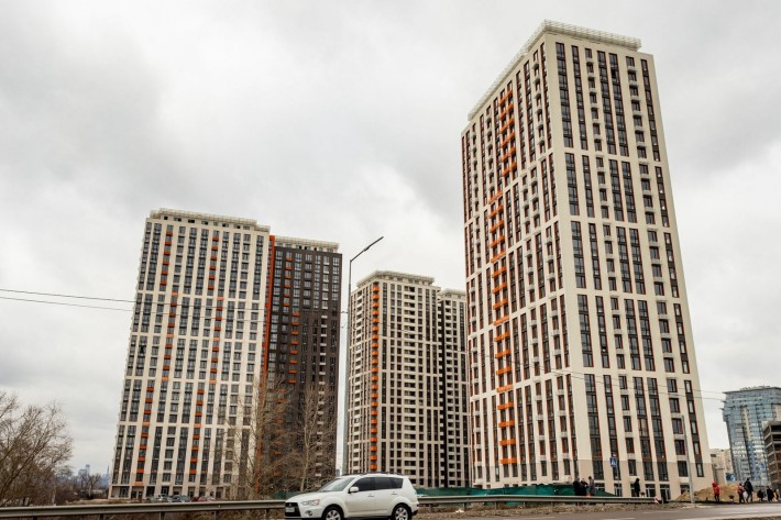 Продаж 2-к квартири Дніпровська набережна 18а - фото 1