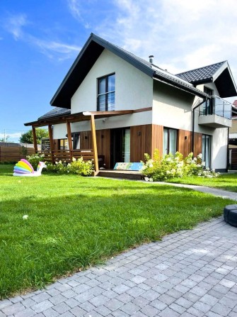 Оренда теплого та  автономного будинку 207 м2, до м. Осокорки 4км. - фото 1