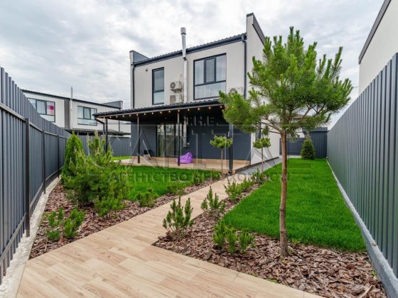 Здається в оренду новий сучасний автономний будинок на Осокорках Київ