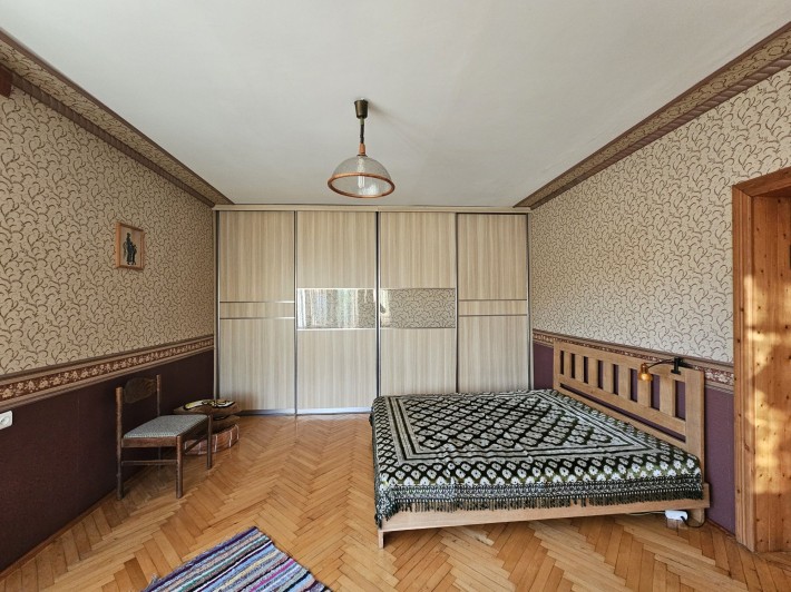 Оренда будинку у Львові. Левандівка. Біля озера та парку. - фото 1