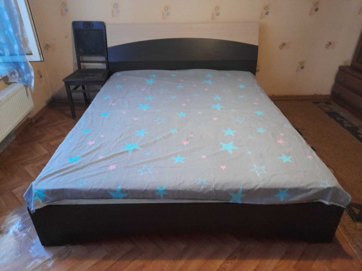 Сдам 1\2 ДОМА пешком от м. Холод Гора. СВОЙ двор + заезд. ГАЗ. - фото 1